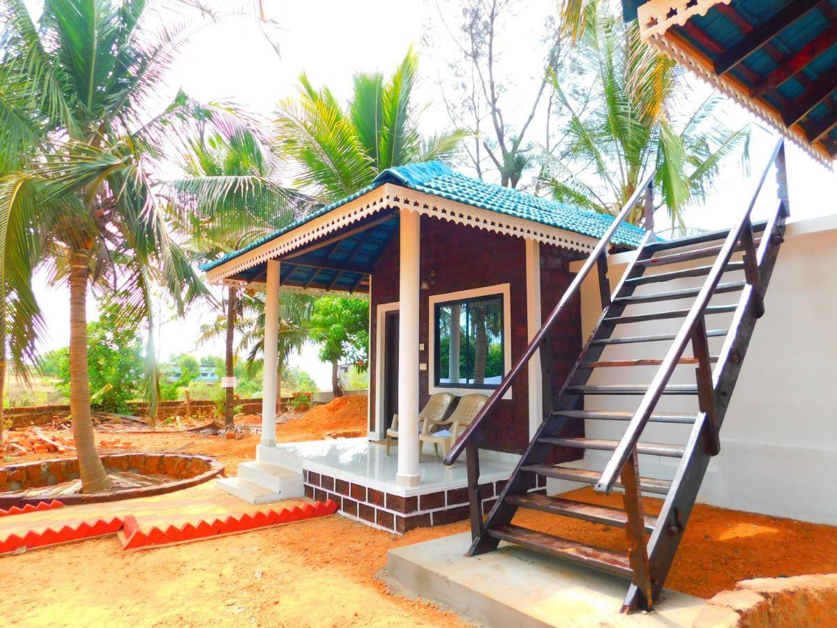 Coconut Tree Resort Gokarna  Exterior foto